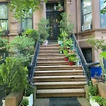 Brownstone Loft 30 Day Bookings Apartment New York