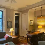 Brownstone Loft 30 Day Bookings Apartment