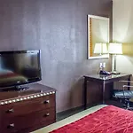 Travelodge By Wyndham Queens