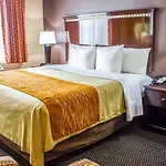 Travelodge By Wyndham Queens 3* New York