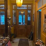Apartment Brownstone Loft 30 Day Bookings