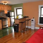 Local Life Apartment