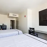 Hotel Astoria Laguardia 3*