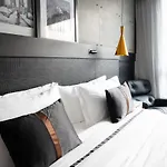Hotel 42 Williamsburg 4*
