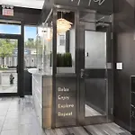 Hotel 365 Bronx - Yankee Stadium