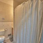 Guest house Irving Manor