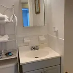 Large 3-bedrooms/2-bath Apt, One Block To Train New York