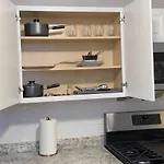Cozy Shack 1 Bedroom Studio With Sofa And Full Kitchen In Elmhurst Ny