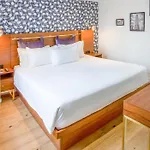 Scherman Guest house 4*