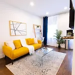 69-3c Stylish Lower East East 1br Brand New Apartment *