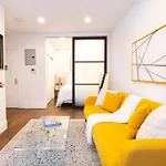 Apartment 69-3c Stylish Lower East East 1br Brand New