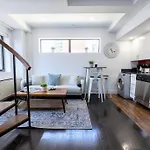 809-6b 2br Duplex Breathtaking Views Beauty Apartment New York