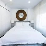 Apartment 809-6b 2br Duplex Breathtaking Views Beauty