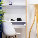69-2d Stylish Lower East Side 1br Brand New *