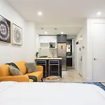 1597-8 Luxury Studio Upper East Side W&D
