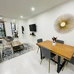 Apartment 78-3a Luxury Brand New Modern 1br W&d New York