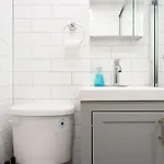 350-2a Prime Gramercy Newly Renovated 1br Sleeps 4 Apartment