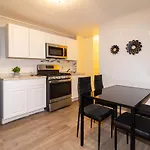 Apartment Cozy Shack 1 Bedroom Studio With Sofa And Full Kitchen In Elmhurst Ny New York