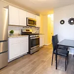 Apartment Cozy Shack 1 Bedroom Studio With Sofa And Full Kitchen In Elmhurst Ny *