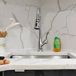 78-2b New Furnished 1br Wd Walk To Park *