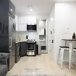 78-2b New Furnished 1br Wd Walk To Park Apartment *