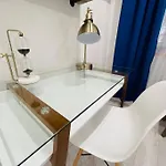 Apartment 78-3a Luxury Brand New Modern 1br W&d