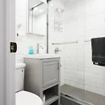 350-2a Prime Gramercy Newly Renovated 1br Sleeps 4 Apartment