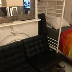Guest house Private In Manhattan