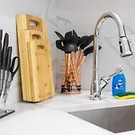 317-4C New Modern 1Br W&D Walk To Central Park