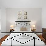Superb 2Br Apartment In Upper Manhattan