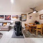Booking.com Exxlusive: Fully Furnished One Bedroom Entire With Full Size Bed. For One Person Or Couple, Soulmate Positive Friendship * New York