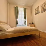 Cozy Dublex Apartment Near Times Square