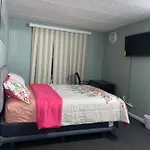 3 Bedroom Home In Queens, New York
