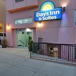 Hotel Days & By Wyndham Ozone Park/jfk Airport 2*