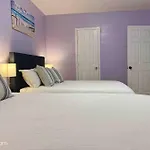 Beautiful 4 Bedroom Apartment For Groups