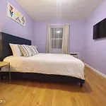 Beautiful 4 Bedroom Apartment For Groups