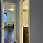Apartment Close To All! 2-room In A 1-family Townhouse