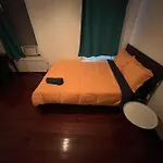 Antique Victorian 2 Bedroom Best Location