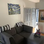 Wonderful 2 Bedroom In The Heart Of Astoria