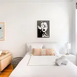 Studio Apartment In Heart Of Chelsea