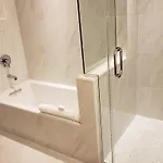 Concorde Hotel 4*