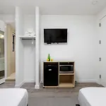 Apartment Gramercy Studio Two Beds
