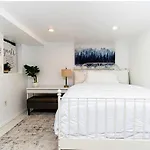 New! Luxury Queen In The Heart Of Brooklyn Apartment