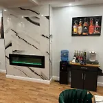 Latisha Luxury Place