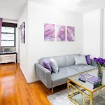 Stunning 3 Bd/1 Ba Apartment In Manhattan