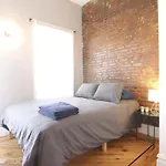 Relaxing In Brooklyn * New York