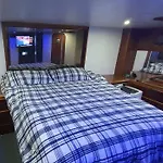 Romantic @ Ocean 3-deck Yacht