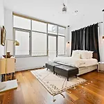 Apartment Sweet Serenity *
