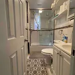 Cozy And Comfortable Apartment *