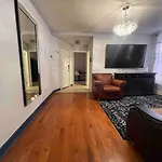 Cozy And Comfortable Apartment New York